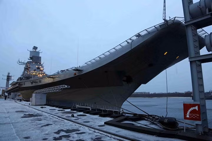 Ảnh: Tàu sân bay chủ lực INS Vikramaditya của Hải quân Ấn Độ