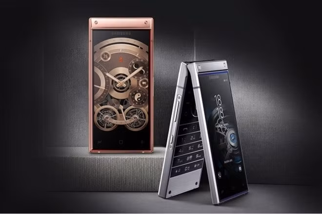 Smartphone nắp gập, 2 màn hình giá gần 3.000 USD của Samsung