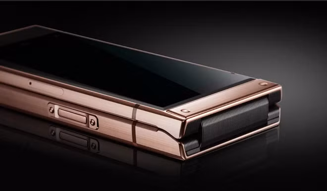 Smartphone nắp gập, 2 màn hình giá gần 3.000 USD của Samsung