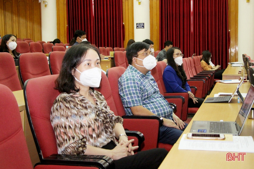 Khai mạc lớp bồi dưỡng đại biểu hội đồng nhân dân cấp tỉnh