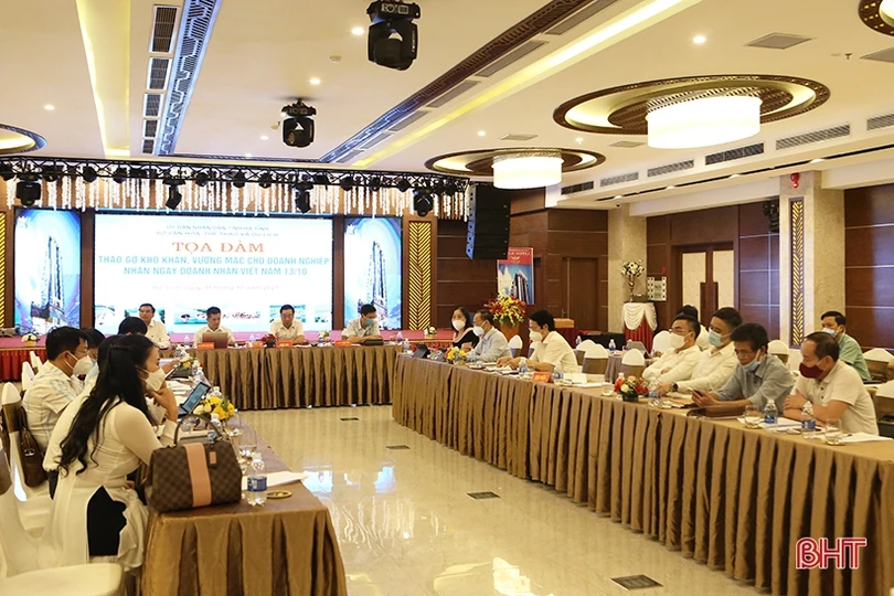 Bàn giải pháp tháo gỡ khó khăn cho doanh nghiệp lĩnh vực văn hóa, thể thao và du lịch Hà Tĩnh ảnh 1 Bàn giải pháp tháo gỡ khó khăn cho doanh nghiệp lĩnh vực văn hóa, thể thao và du lịch Hà Tĩnh