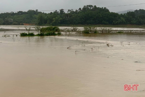 Mưa lớn kéo dài, nhiều xã miền núi Vũ Quang ngập cục bộ
