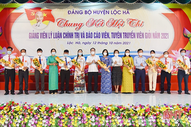 Lộc Hà: Chung kết hội thi giảng viên lý luận chính trị và báo cáo viên giỏi