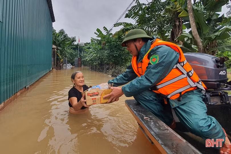 Nặng sâu nghĩa đồng bào