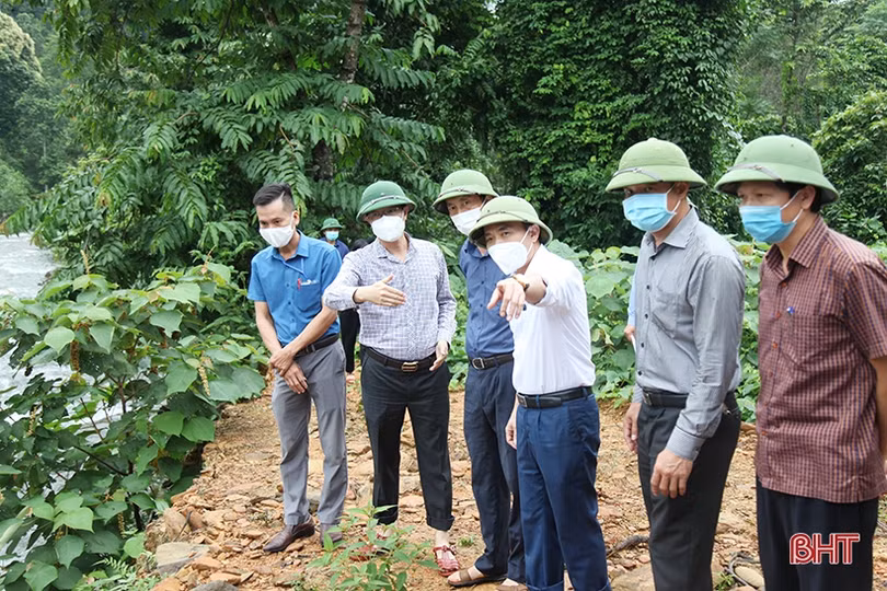 Hà Tĩnh tập trung ứng phó với bão số 8, đảm bảo an toàn tuyệt đối cho Nhân dân