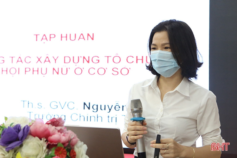 Quán triệt Nghị quyết Đại hội phụ nữ Hà Tĩnh và bồi dưỡng nghiệp vụ công tác hội