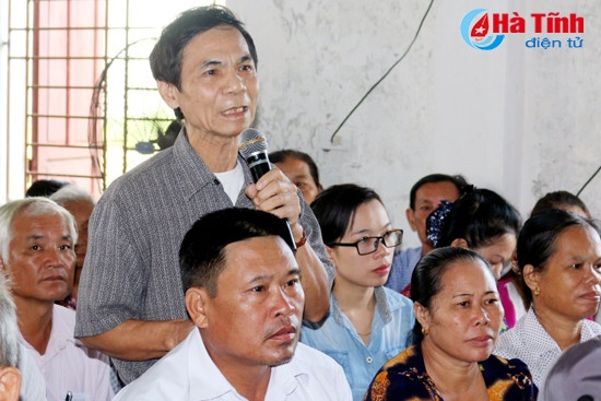 bi thu tinh uy vo kim cu tiep xuc cu tri thi xa hong linh