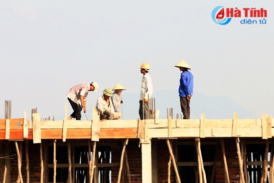 Chào mừng đại hội Đảng bằng hành động thiết thực ảnh 1