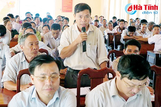 bi thu tinh uy vo kim cu tiep xuc cu tri thi xa hong linh