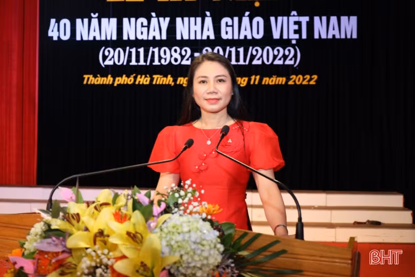 TP Hà Tĩnh gặp mặt kỷ niệm Ngày Nhà giáo Việt Nam