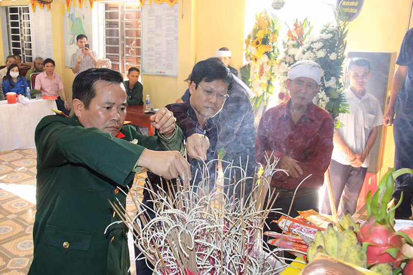 Đưa hài cốt liệt sỹ thất lạc gần 61 năm về với đất mẹ Nghi Xuân