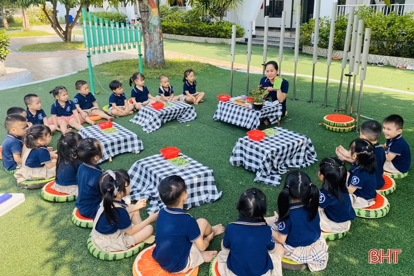 Nữ hiệu trưởng tâm huyết đưa phương pháp giáo dục hiện đại đến với trẻ mầm non Hà Tĩnh