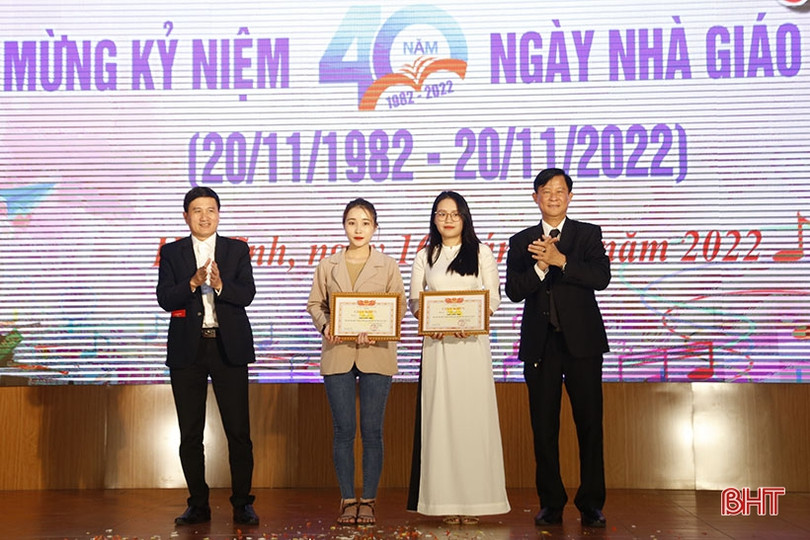 Trường Cao đẳng Y tế Hà Tĩnh sôi nổi mừng Ngày Nhà giáo Việt Nam