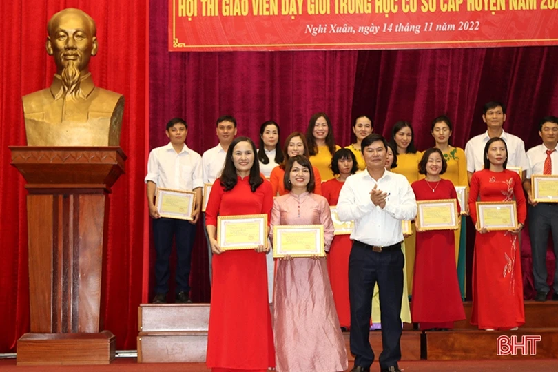 Tổng kết Hội thi giáo viên dạy giỏi THCS huyện Nghi Xuân