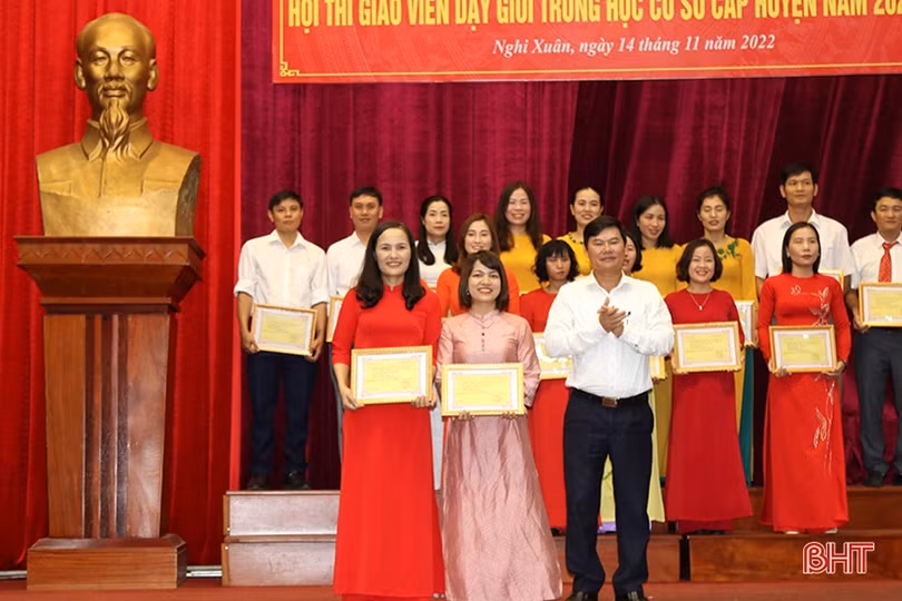 Tổng kết Hội thi giáo viên dạy giỏi THCS huyện Nghi Xuân