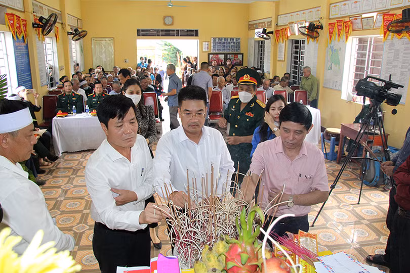 Đưa hài cốt liệt sỹ thất lạc gần 61 năm về với đất mẹ Nghi Xuân