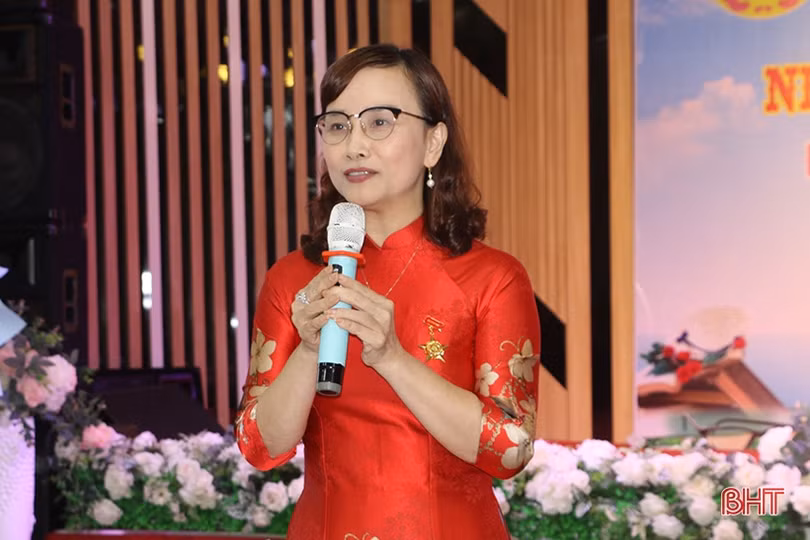 Hội Cựu giáo chức Hà Tĩnh gặp mặt Nhà giáo Nhân dân, Nhà giáo Ưu tú