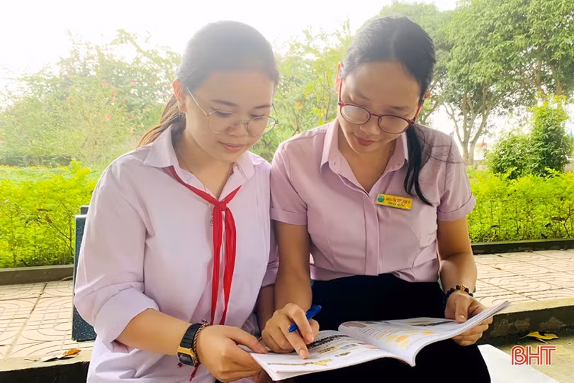 Cô giáo trường làng Hà Tĩnh được Trung ương Đoàn tuyên dương “Nhà giáo trẻ tiêu biểu