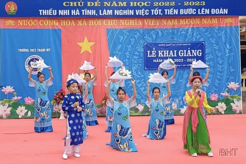 Lan tỏa phong trào dạy dân ca trong trường học ở Hà Tĩnh