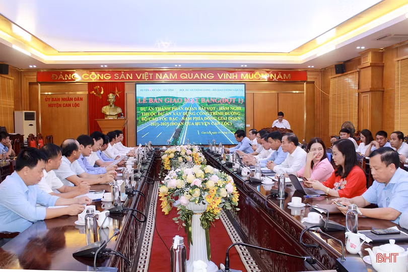 Can Lộc, Cẩm Xuyên bàn giao mặt bằng dự án cao tốc Bắc – Nam đợt 1