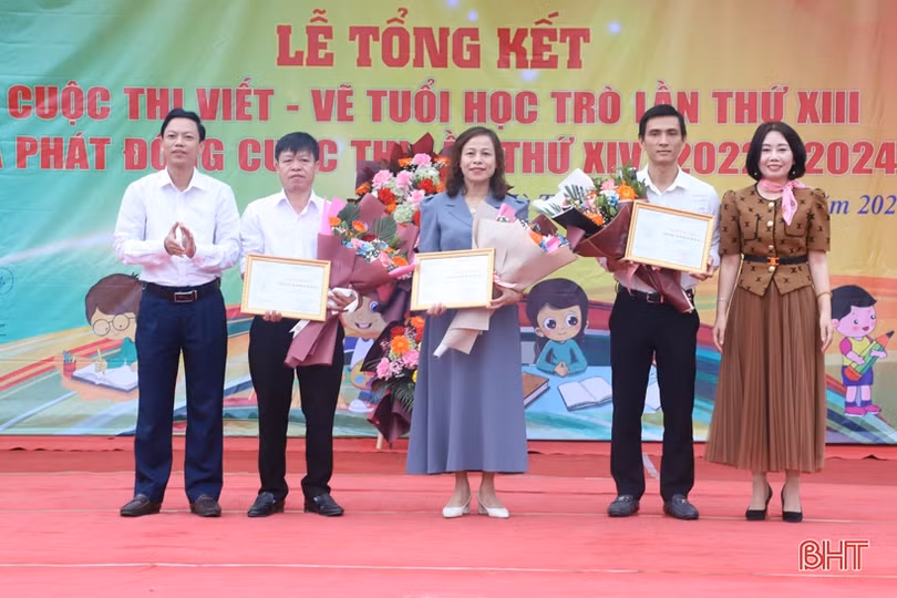 25 tác phẩm đạt giải Cuộc thi Viết - vẽ tuổi học trò Hà Tĩnh lần thứ XIII