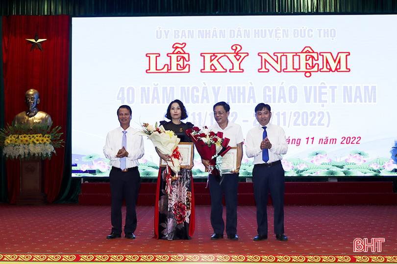 Các địa phương kỷ niệm Ngày Nhà giáo Việt Nam 20/11 ảnh 17 Các địa phương kỷ niệm Ngày Nhà giáo Việt Nam 20/11