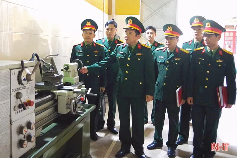 Tập trung rèn luyện kỷ luật, nâng cao chất lượng huấn luyện