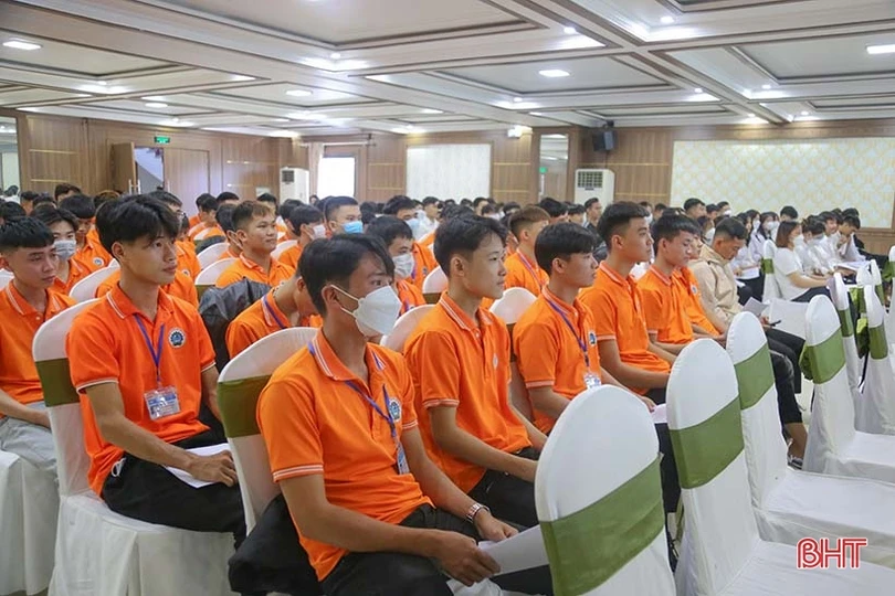 Hơn 200 sinh viên Hà Tĩnh được trang bị kiến thức khởi nghiệp