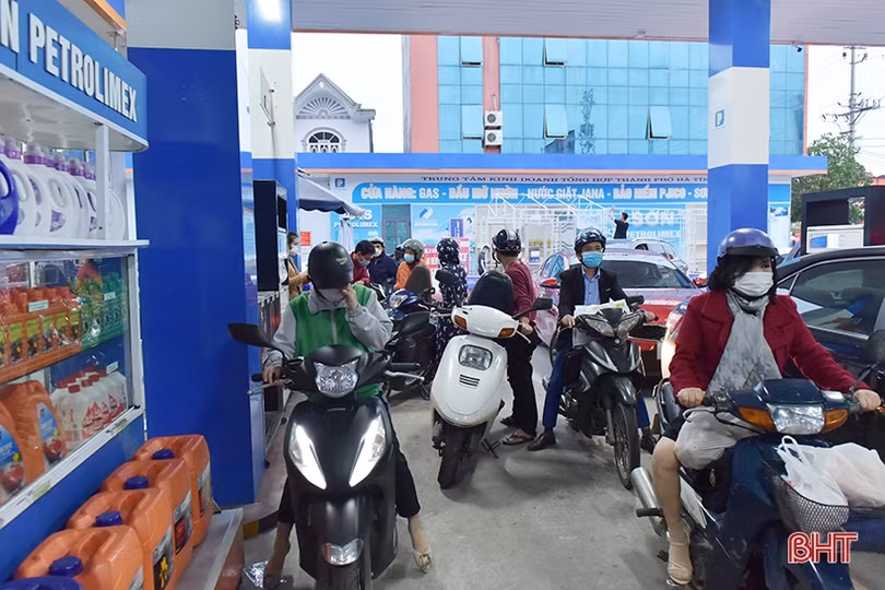Hà Tĩnh yêu cầu tăng cường quản lý, điều hành mặt hàng xăng dầu