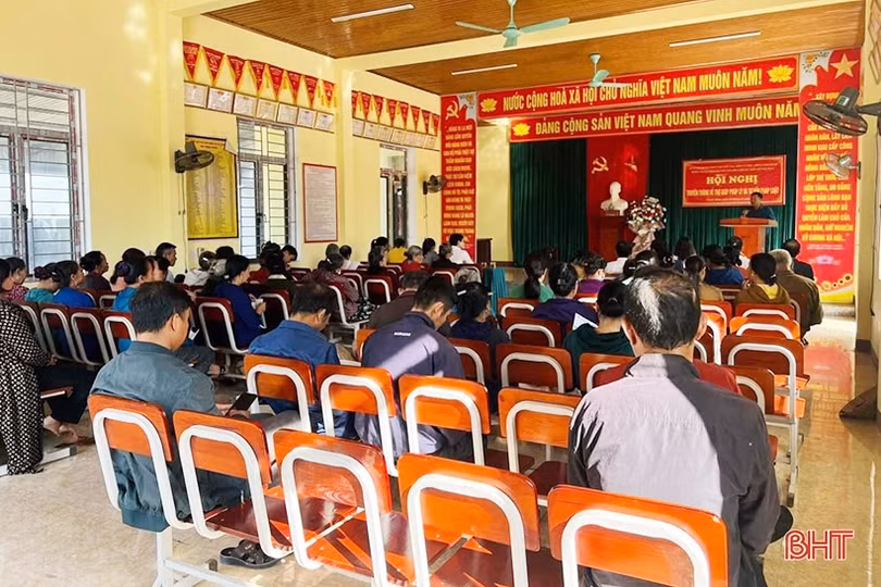 MTTQ huyện Thạch Hà phối hợp tuyên truyền pháp luật tới hàng nghìn người dân