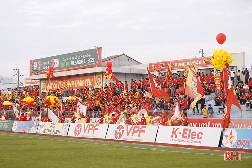 Hồng Lĩnh Hà Tĩnh: Nỗ lực để ở lại V.League