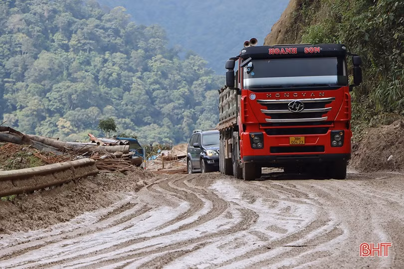 Hải quan Cầu Treo vượt khó, nỗ lực thu ngân sách hơn 440 tỷ đồng