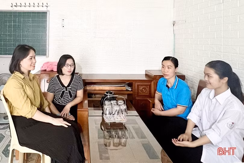 Quỹ học bổng Trường THPT Chuyên Hà Tĩnh chắp cánh” tương lai cho học sinh nghèo