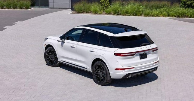 Loạt SUV hạng sang giá rẻ cho năm 2023 ảnh 3 Loạt SUV hạng sang giá rẻ cho năm 2023