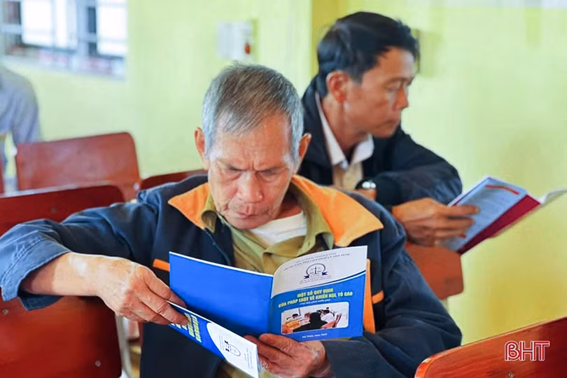 MTTQ huyện Thạch Hà phối hợp tuyên truyền pháp luật tới hàng nghìn người dân