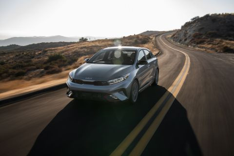 Kia Forte 2023 tăng giá bán, khởi điểm từ 19.490 USD