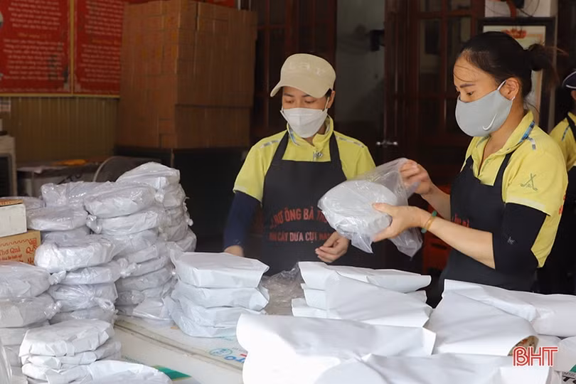 Đặc sản Hà Tĩnh “hút” khách dịp cuối nghỉ lễ 2/9