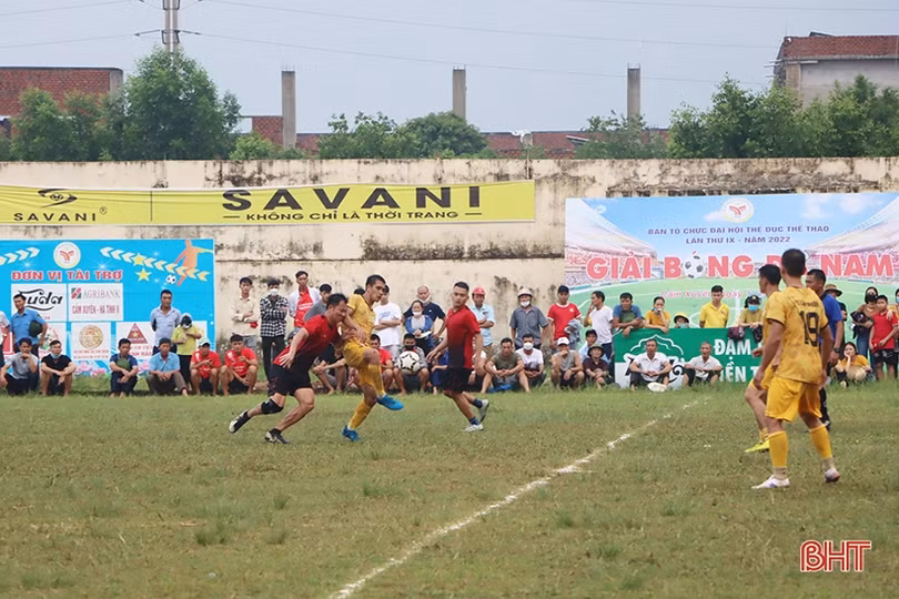 Xã Cẩm Quan vô địch Giải Bóng đá nam huyện Cẩm Xuyên