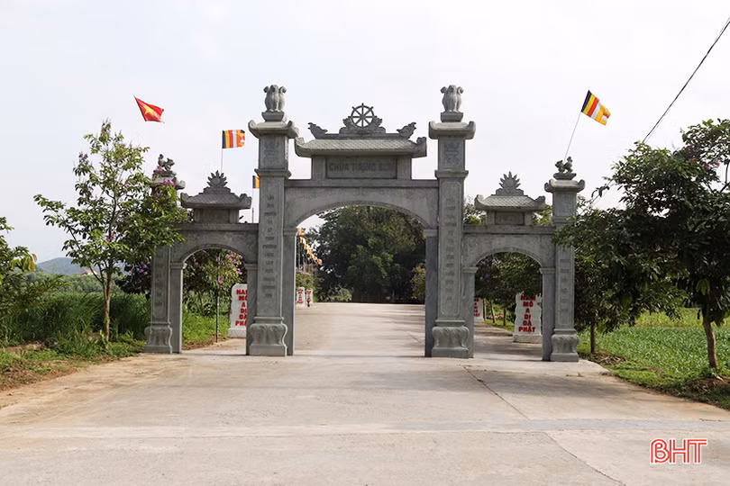 Thăm ngôi chùa thiêng gắn liền với Đại danh y Lê Hữu Trác