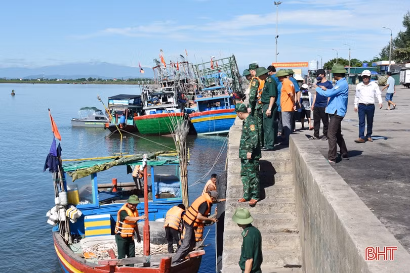 Nghe ngư dân Lộc Hà kể về những chuyến biển đầy phong ba, bão táp