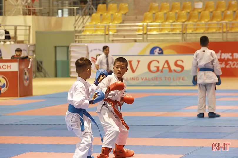 Kịch tính các trận đấu Karate tại Đại hội TDTT Hà Tĩnh
