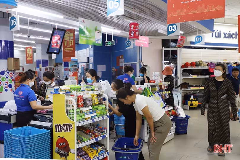 Các điểm vui chơi, mua sắm tại TP Hà Tĩnh nhộn nhịp ngày đầu nghỉ lễ 2/9