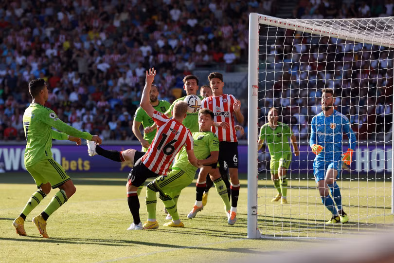 Đại chiến MU vs Arsenal: Nghệ thuật Lisandro Martinez