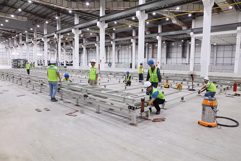 Cận cảnh thiết bị hiện đại tại Nhà máy Sản xuất Pin VinES ở Hà Tĩnh