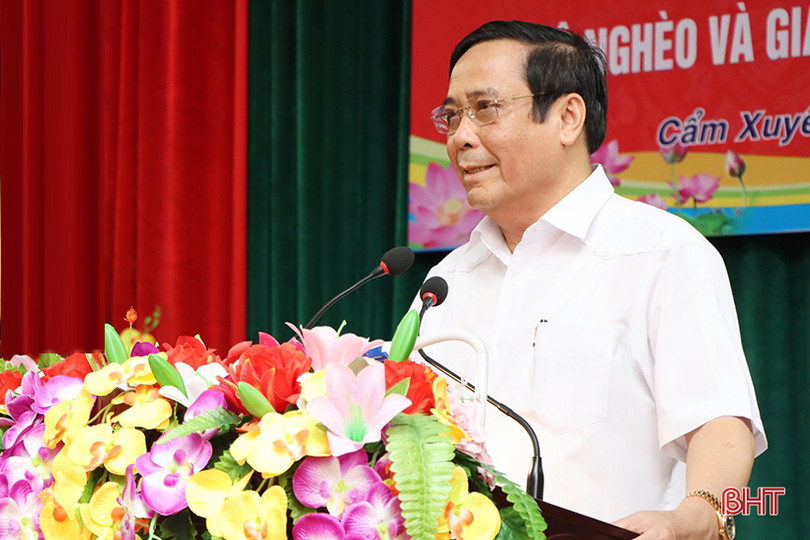 Doanh nghiệp Hà Nội hỗ trợ Cẩm Xuyên xây dựng 50 nhà đại đoàn kết