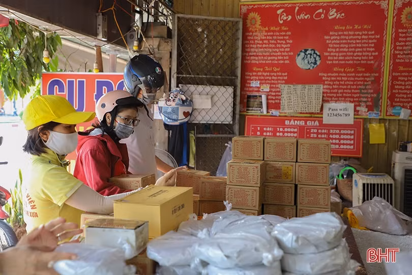 Đặc sản Hà Tĩnh “hút” khách dịp cuối nghỉ lễ 2/9