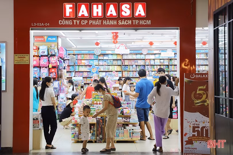 Các điểm vui chơi, mua sắm tại TP Hà Tĩnh nhộn nhịp ngày đầu nghỉ lễ 2/9