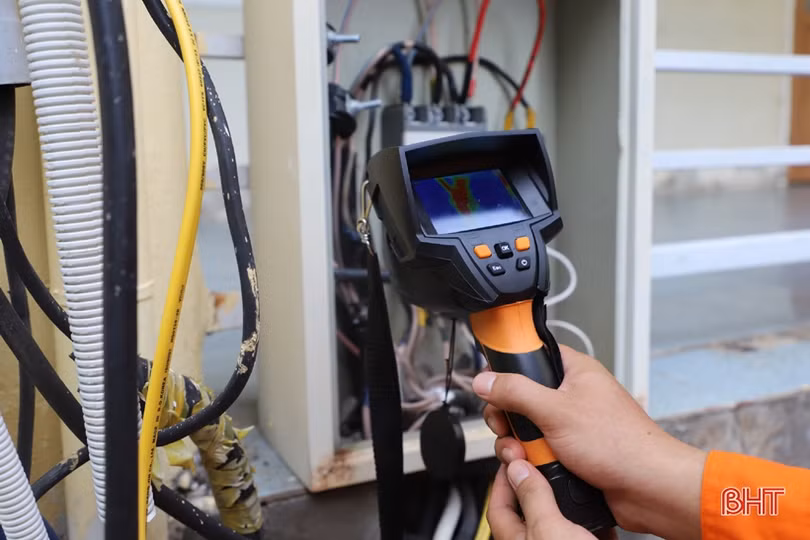 Điện lực Hà Tĩnh tập trung nâng cấp lưới điện phục vụ năm học mới