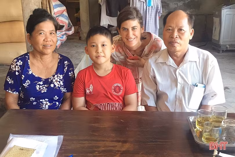 Giúp trẻ mồ côi Hà Tĩnh vững bước tới tương lai