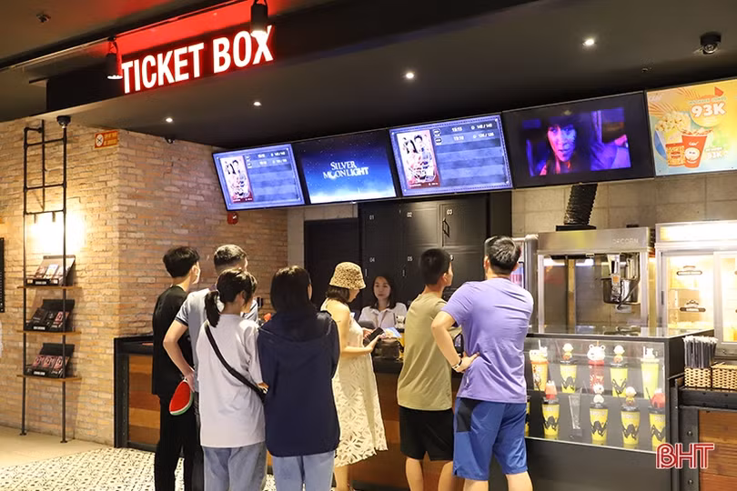 Các điểm vui chơi, mua sắm tại TP Hà Tĩnh nhộn nhịp ngày đầu nghỉ lễ 2/9